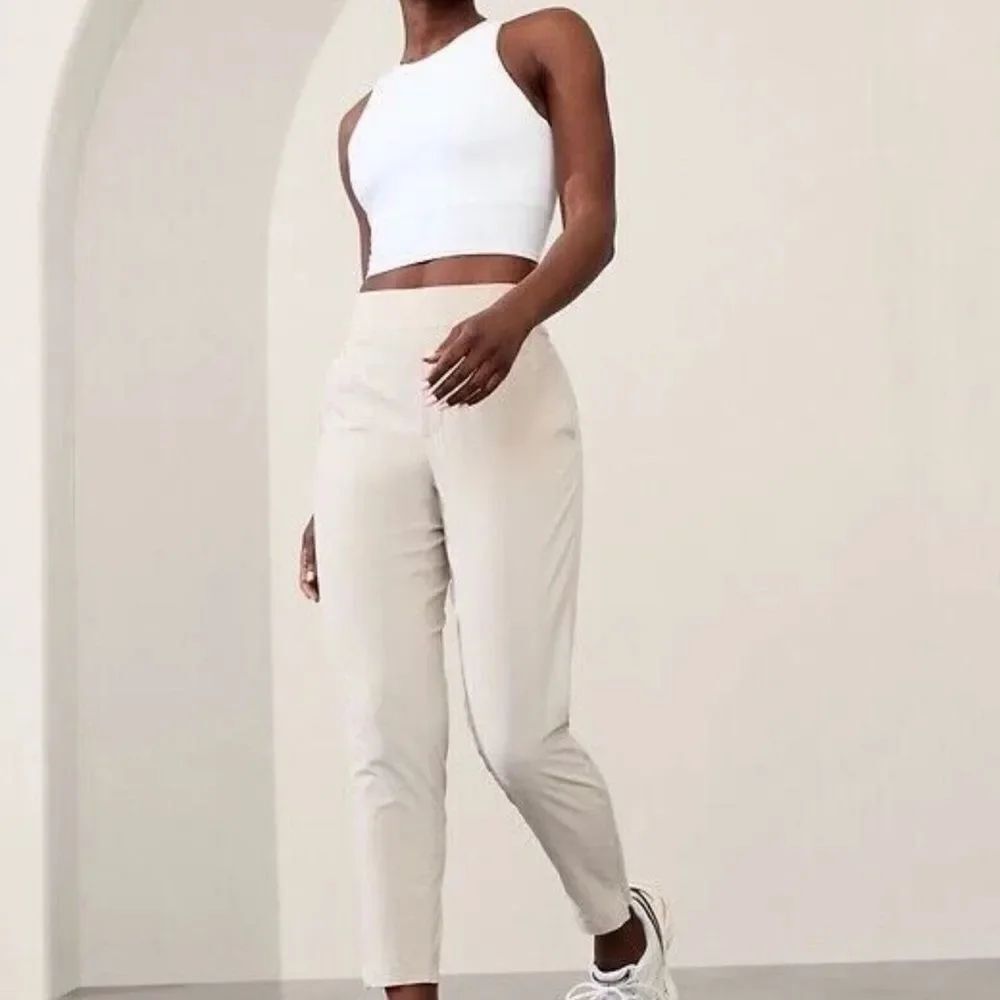 Elegant Light Grey Women's Brooklyn Ankle Pants